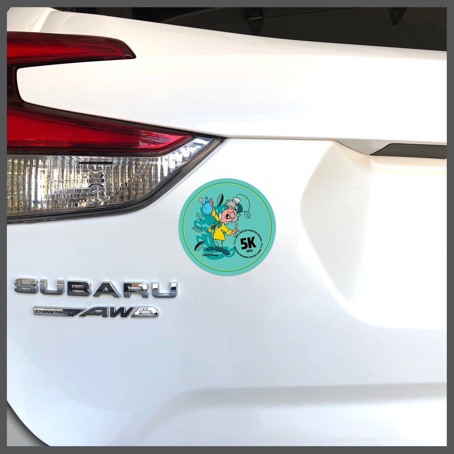 RunDisney Wine & Dine Weekend 2023 5K 3.1 Miles 4″ Circle Decal or Car Magnet