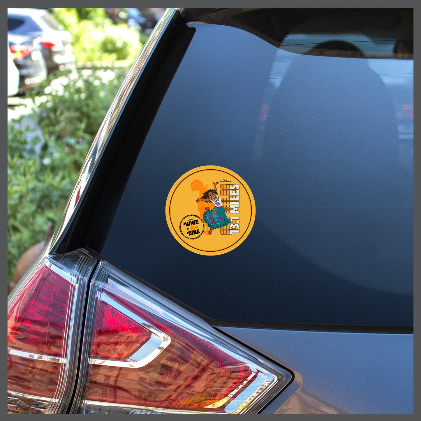 RunDisney Wine & Dine Weekend 2023 Half Marathon 13.1 Miles 4″ Circle Decal or Car Magnet