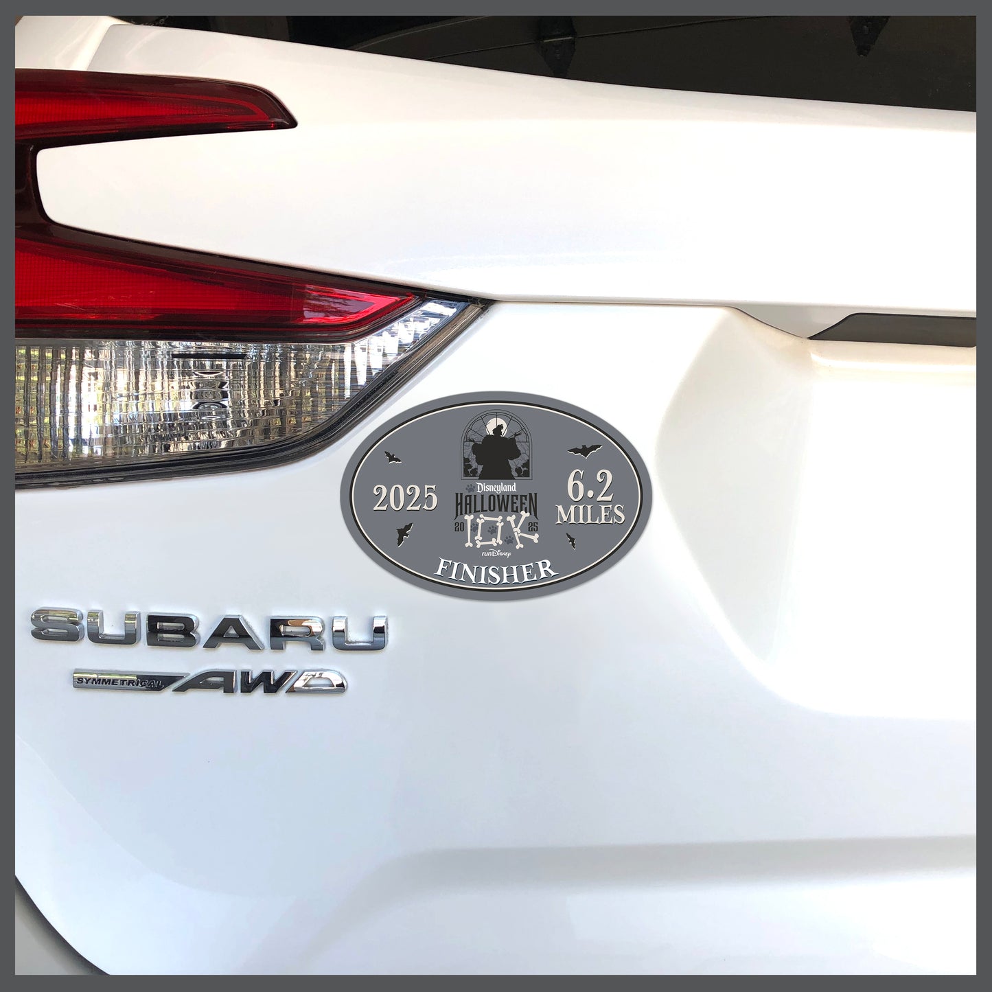 Disneyland Halloween Half Marathon Weekend 2025 10K 6.2 Miles FINISHER Decal or Car Magnet