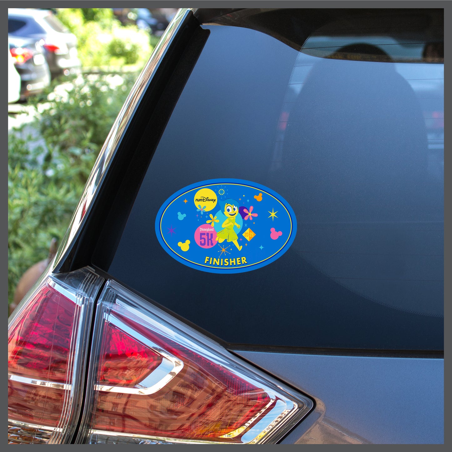 Disneyland Half Marathon Weekend 2026 5K 3.1 Miles FINISHER Decal or Car Magnet